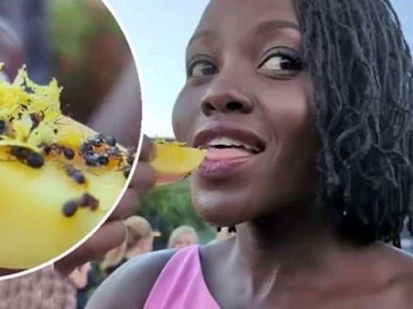 Fituesja e çmimit Oskar shfaqet duke ngrënë milingona, shokohen fansat