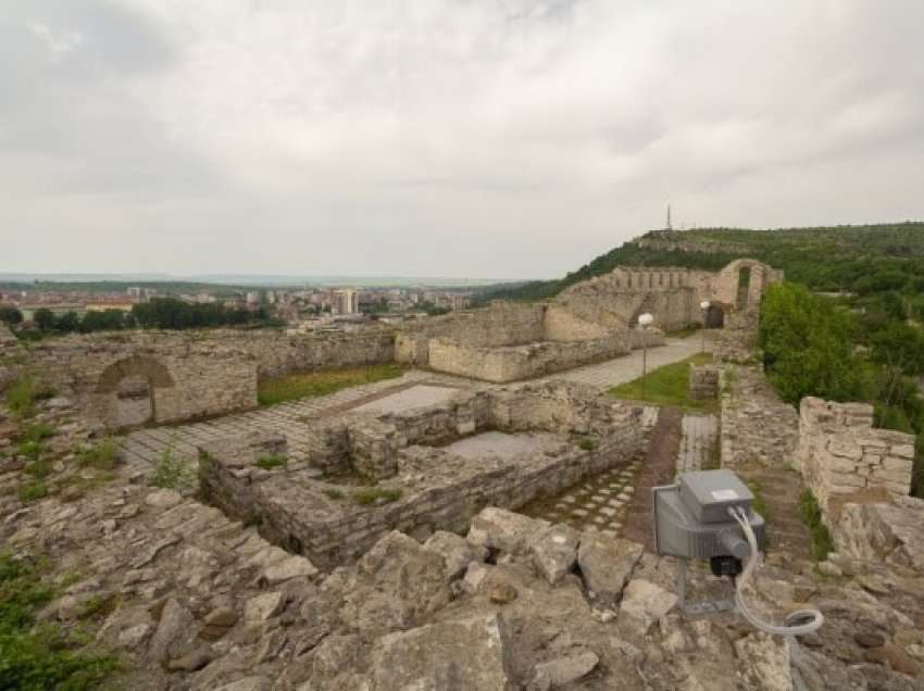 ​Kalaja mesjetare sjell turistë bullgarë e të huaj në Loveç