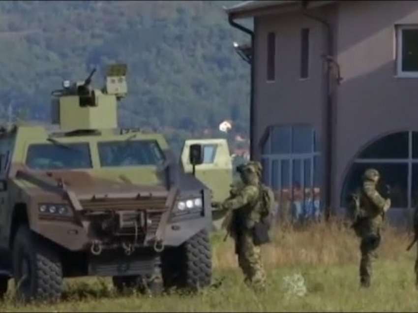 Kërcenim real për vendin/ Serbia vendosi 48 baza operuese ofensive në kufirin me Kosovën