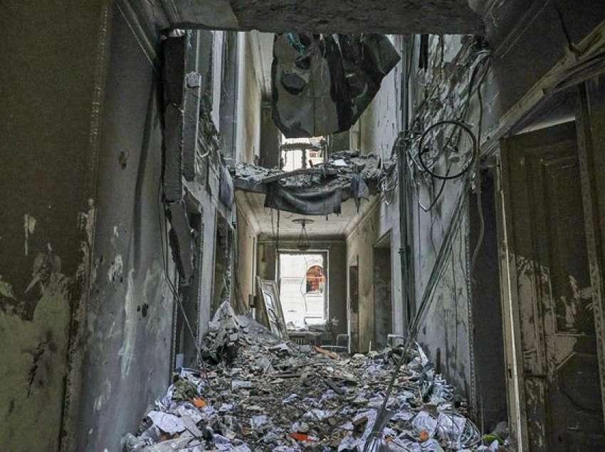 Shkatërrimi që la pas bombardimi rus në Kharkiv/ Çfarë ka mbetur nga qyteti ukrainas