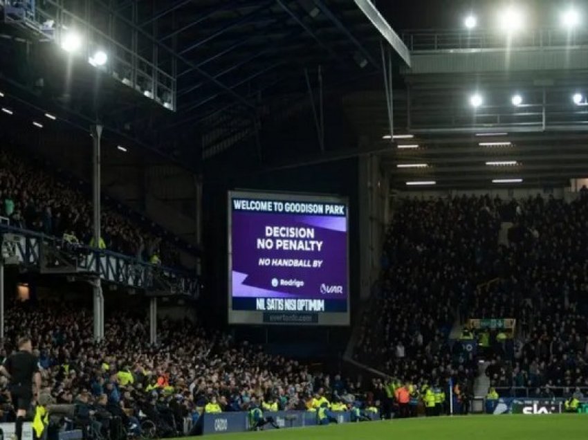 Premier Liga i kërkon falje Lampard për penalltinë që nuk u akordua nga VAR-i në ndeshjen Everton-City