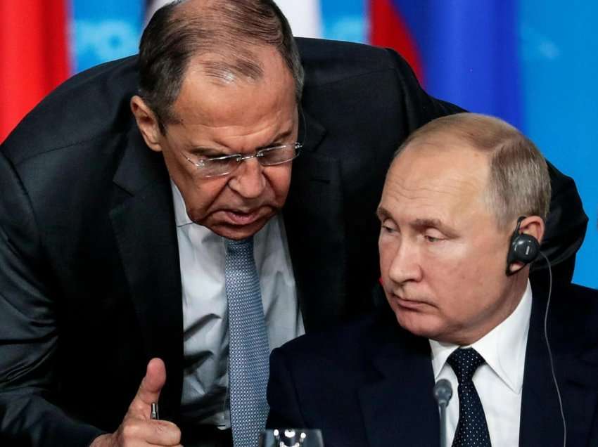 A po dorëzohet Rusia? “Putini është gati për marrëveshje kompromisi me Zelenskin”?!