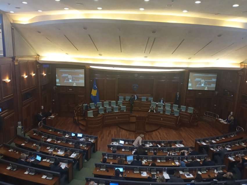 Debat i nxehtë në Kuvend, deputetët nuk e miratojnë projektligjin për kodin civil, miratohet ai për Qeverinë