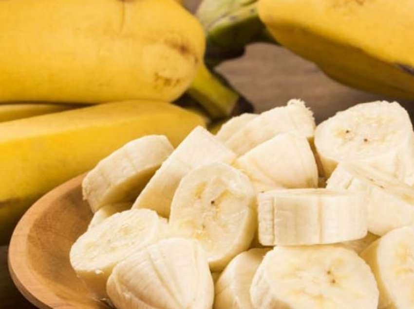Nga aciditeti në stomak te dhimbja e muskujve, 5 përfitimet shëndetësore nga banania