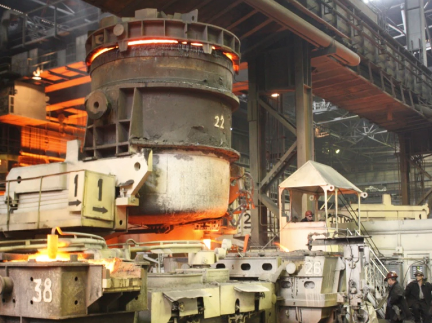 SHBA pezullon tarifat ndaj çelikut që vjen nga Ukraina për një vit