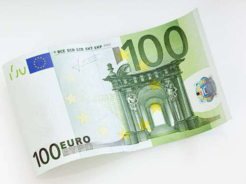 A kanë dalur 100 euro shtesë për punëtorët e sektorit privat?
