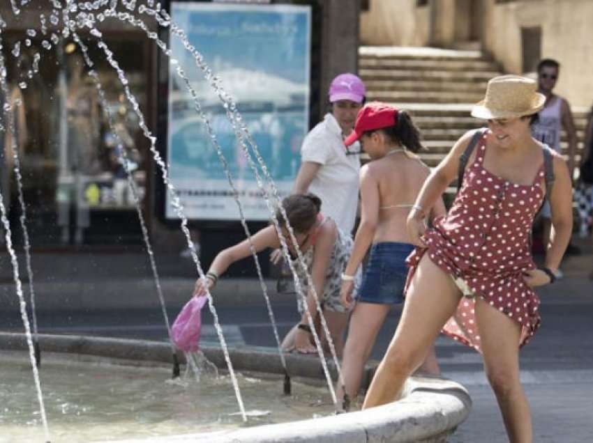 Vala e të nxehtit në Spanjë sjell temperatura rekord të regjistruara ndonjë herë gjatë muajit maj