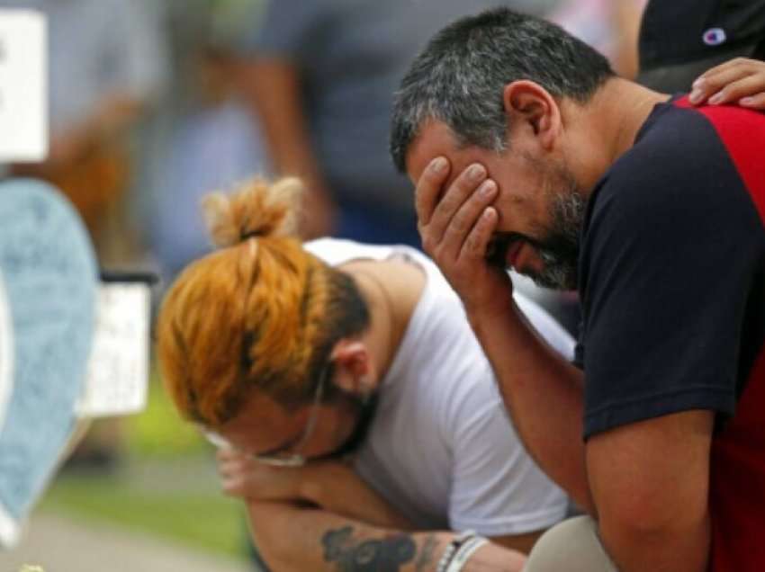 Masakra në Teksas, autoritetet amerikane: Policia ndërhyri vonë