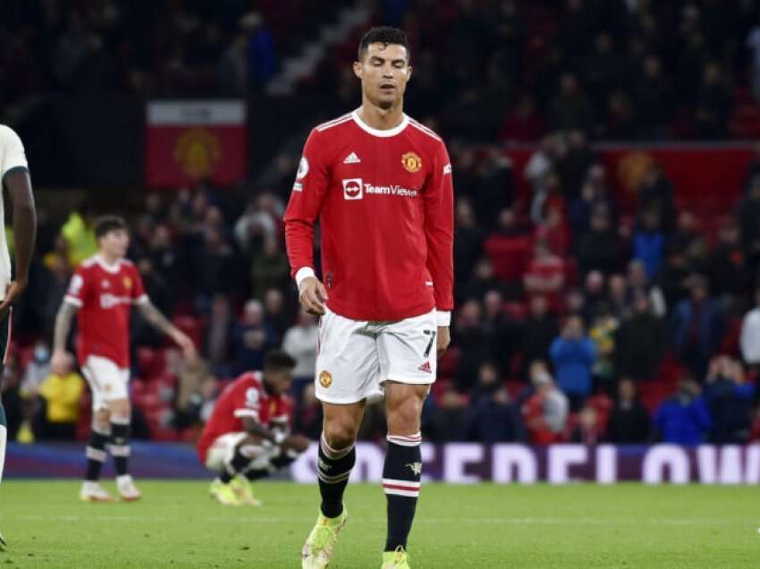 Juventusi mund të “rikthejë” Cristiano Ronaldon në Torino
