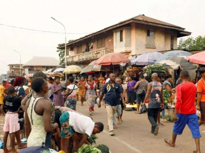 Të vrarë dhe të plagosur nga shpërthimi në një treg të Nigerisë