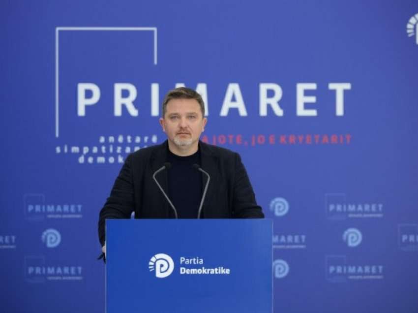 ​Julian Deda paraqet kandidaturën në primare për Tiranën