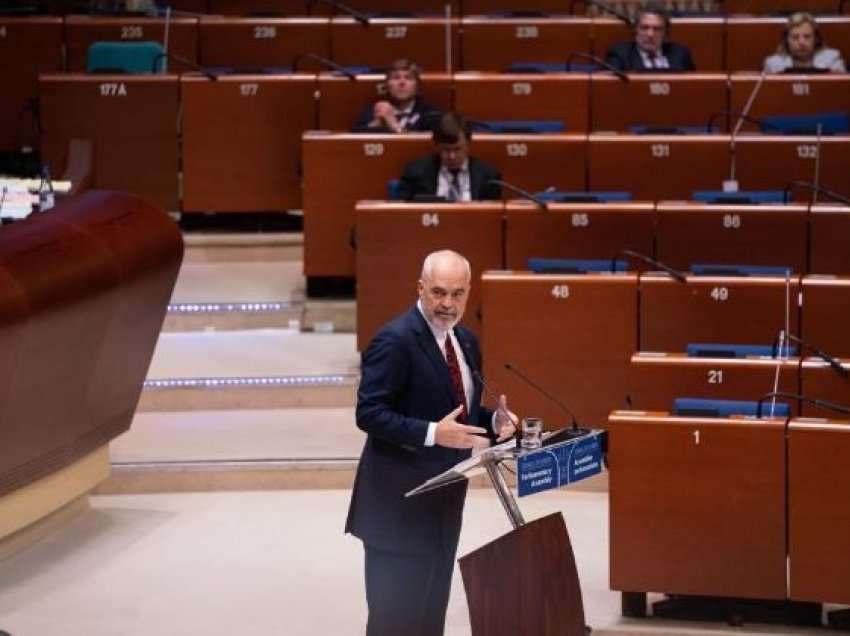Debat në Parlamentin shqiptar: PD-ja e quan të dëmshëm për Kosovën fjalimin e Ramës në KiE, PS-ja e mbron
