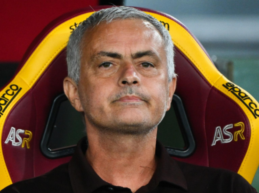 Jose Mourinho shpallet trajneri i muajit gusht në Serie A