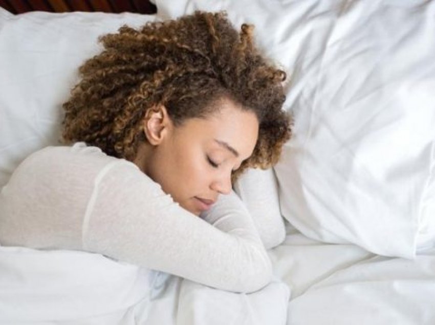 Arsyet se pse flini më shumë se 8 orë