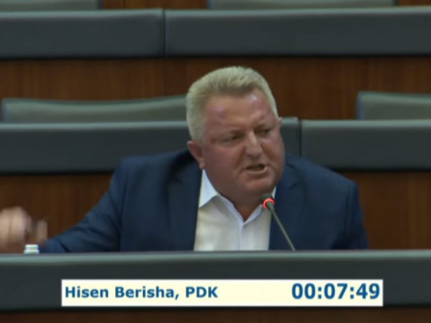 “Ju të PDK-së bëni qetësi atje”/ Hisen Berisha nervozohet me partinë e vet!