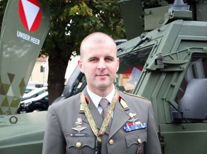 “Lufta do të vendoset në kryeqytetet e perëndimit”/ Koloneli austriak bën paralajmërimin e fortë për luftën Rusi-Ukrainë- duhen vendime të shpejta