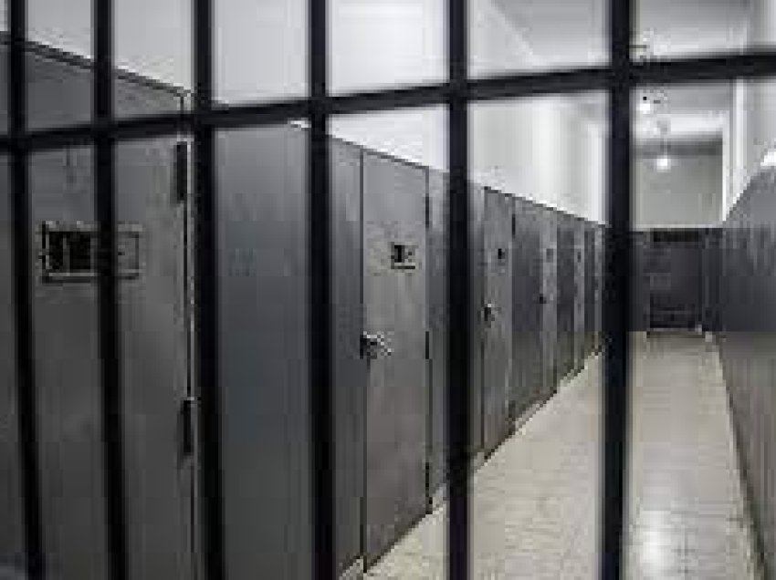 Asnjë dënim me burgim të përjetshëm në Kosovë nuk u bë i plotfuqishëm