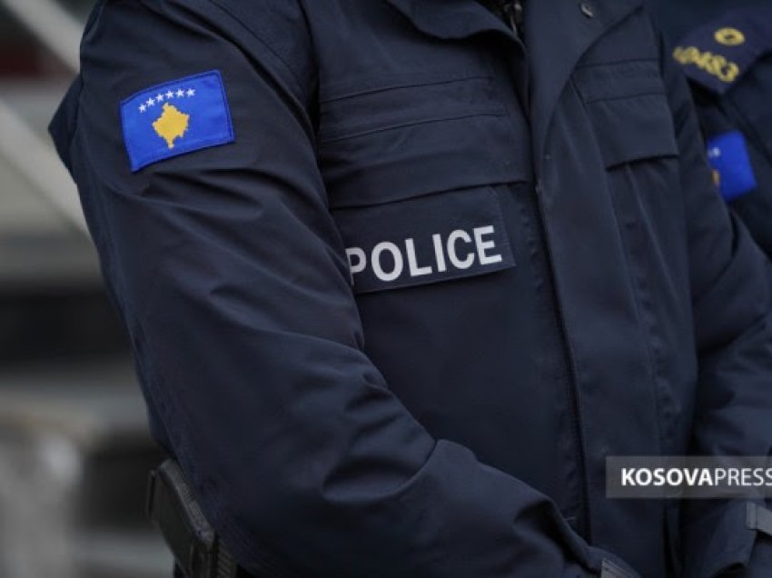 ​Serbi i dehur përplas me makinë policin në Zveçan