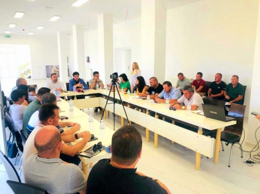 “Të mbrojmë pasurinë natyrore të qarkut të Korçës”, prefekti Nertil Jole mbledh Komitetin e Zonave të Mbrojtura