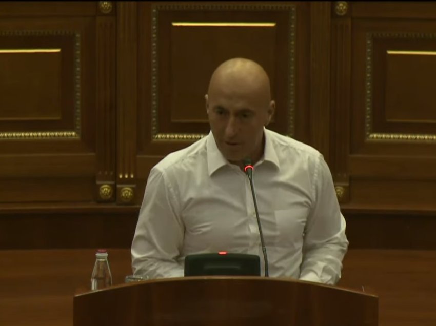 Haradinaj, Kurtit: Nëse s’e tërheq këtë buxhet, qytetarëve iu sugjeroj të të shpallin “non grata”