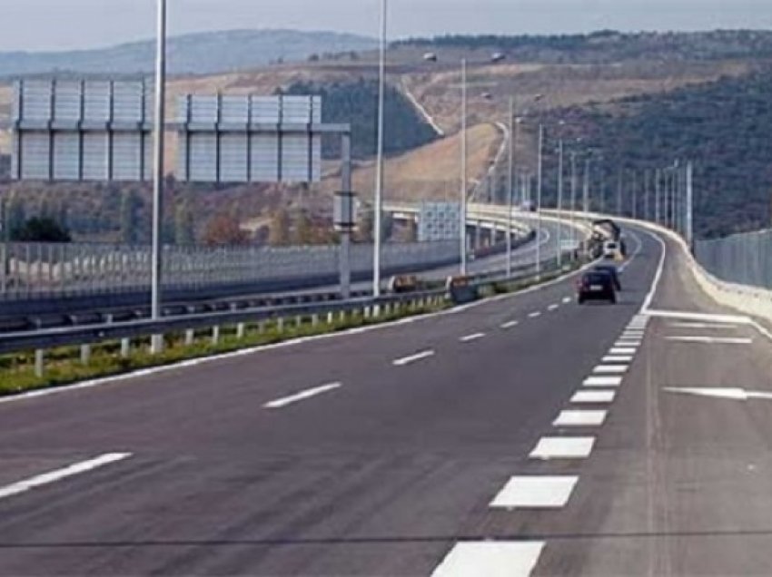 Janë arkëtuar 62 milionë euro nga pikë pagesat rrugore në Maqedoni