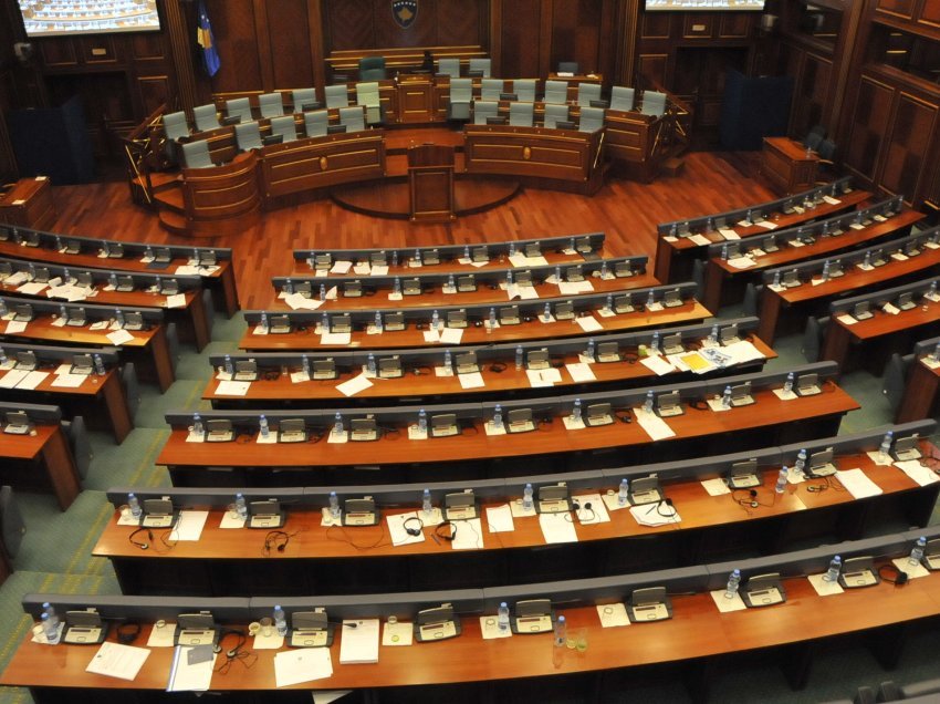 Puna e Kuvendit në vitin 2022, pse dështuan disa seanca