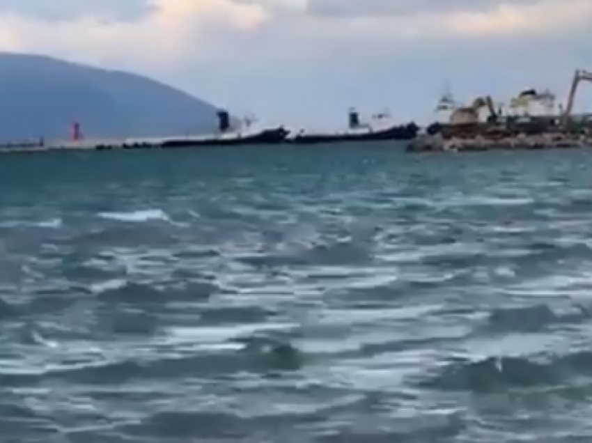 Përkeqësohet moti në Shqipëri, pezullohet lundrimi për varkat e vogla dhe të peshkimit deri më 19 janar
