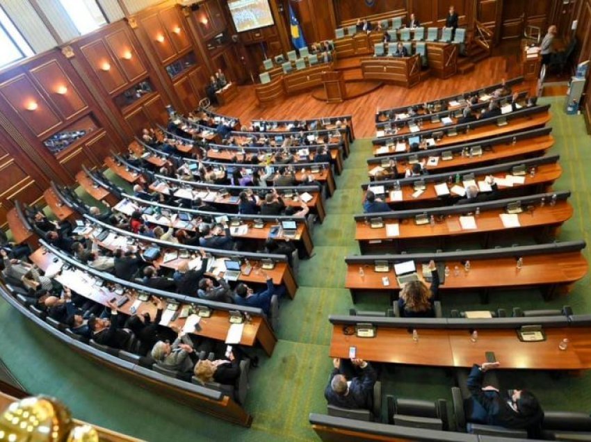 Opozita vazhdon me protesta, s’i voton marrëveshjet ndërkombëtare në Kuvend