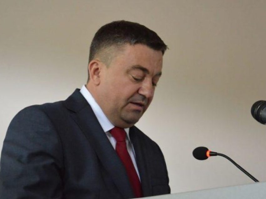 E quajti masakrën e Raçakun “trillim”, ish-ministri Todosijeviq lirohet nga akuzat