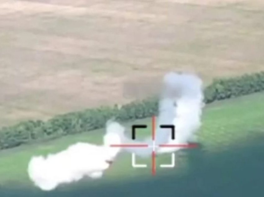 Operatori ukrainas i dronit arrin ta shmang raketën ruse nga sistemi raketor Tor-2M, më pas e shkatërroi