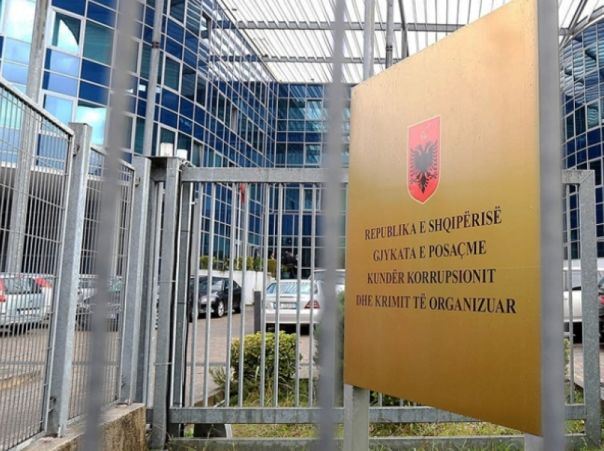 Akuzohen për korrupsion/ SPAK arreston dy oficerë të Policisë Gjyqësore në Elbasan