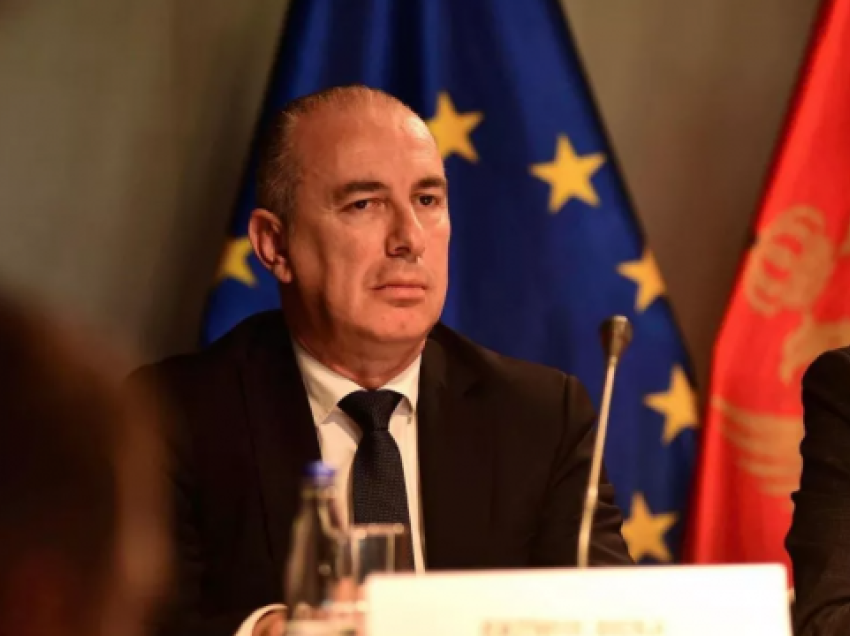 Ministri shqiptar në Malin e Zi: Tërheqja e njohjes së Kosovës, mision i pamundur