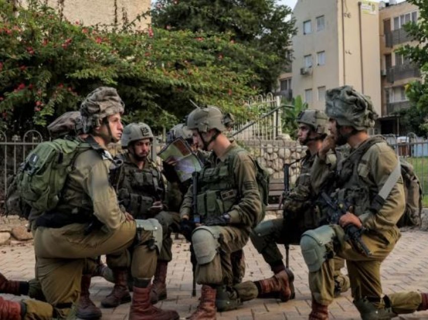 Izraeli i thërret 300.000 rezervistë për luftën me Hamasin