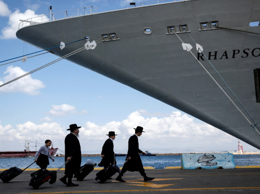 Amerikanët largohen nga Izraeli me një anije lundrimi për në Qipro