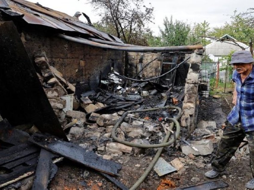 Vijojnë bombardimet në Ukrainë! Të paktën dy civilë të vrarë, plagosen 12 të tjerë