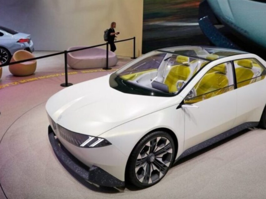 BMW prezanton veturat e ardhshme elektrike me konceptin Vision Neue Klasse