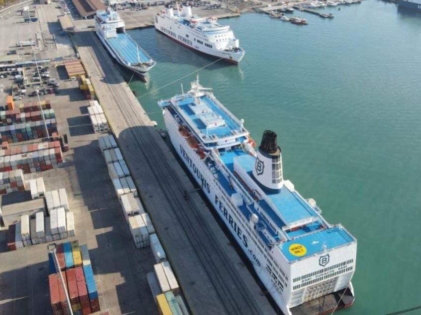 Sekuestrohen mbi 176 mijë euro në Portin e Durrësit, dy në pranga