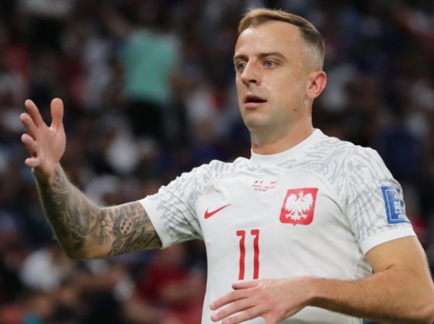 Gabimi i tij solli golin e dytë të Shqipërisë, gazetari i del në mbrojtje lojtarit të Polonisë