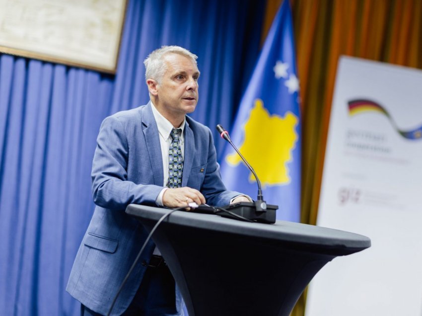 Rohde: Kosova mos të rrezikojë për anëtarësimin në KiE, ta bëjë këtë hap me Asociacionin