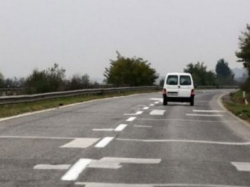 Qarkullimi në rrugët shtetërore të Maqedonisë zhvillohet pa probleme