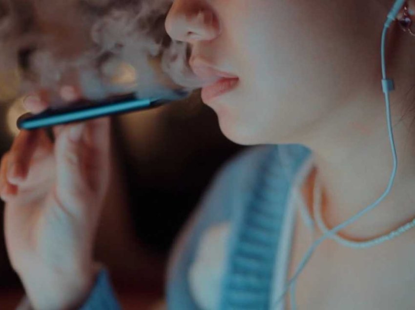 Belgjika vendi i parë që ndalon cigaren elekronike. Vendimi hyn në fuqi në 2025