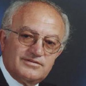 Profesor Ago Nezha