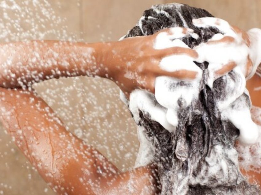 10 fakte që nuk i dinit për shampon