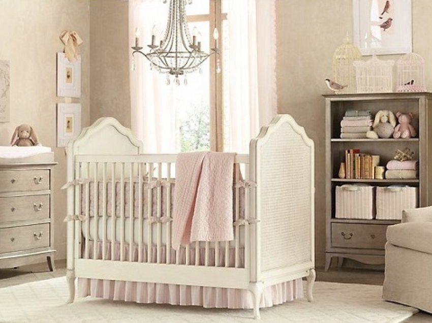 Nëse do të bëheni prind së shpejti: Ja 3 gjërat që nuk duhet t’i mungojnë dhomës së foshnjës