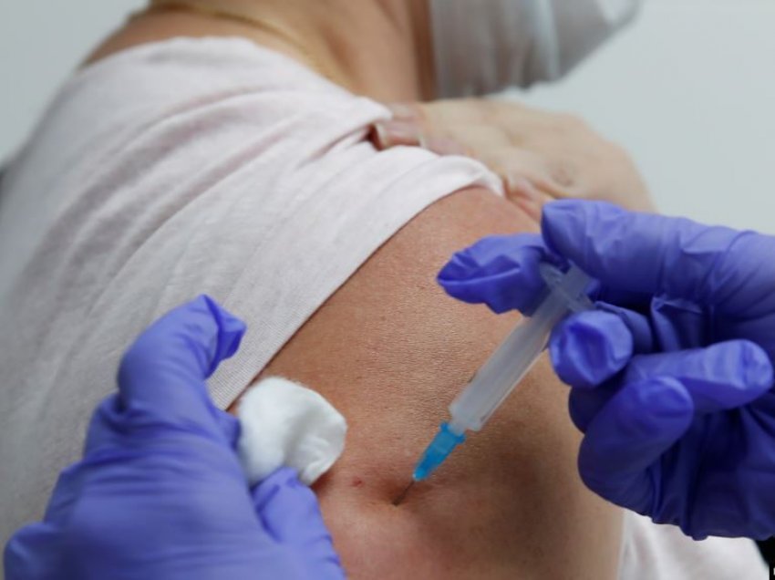 Vaksina e kompanisë Moderna siguron imunitet për të paktën 3 muaj