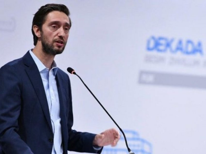 Uran Ismaili zyrtarizon kandidaturën për Kryetar të Prishtinës