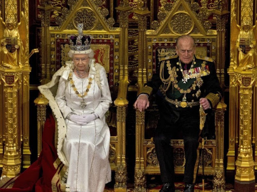 Britani/ Mbretëresha Elizabet dhe princi Filip do të vaksinohen javët e ardhshme