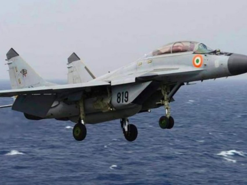 Trupi i pajetë i pilotit indian gjendet në Detin Arabik, aeroplani i katërt rus që dështon brenda dy viteve