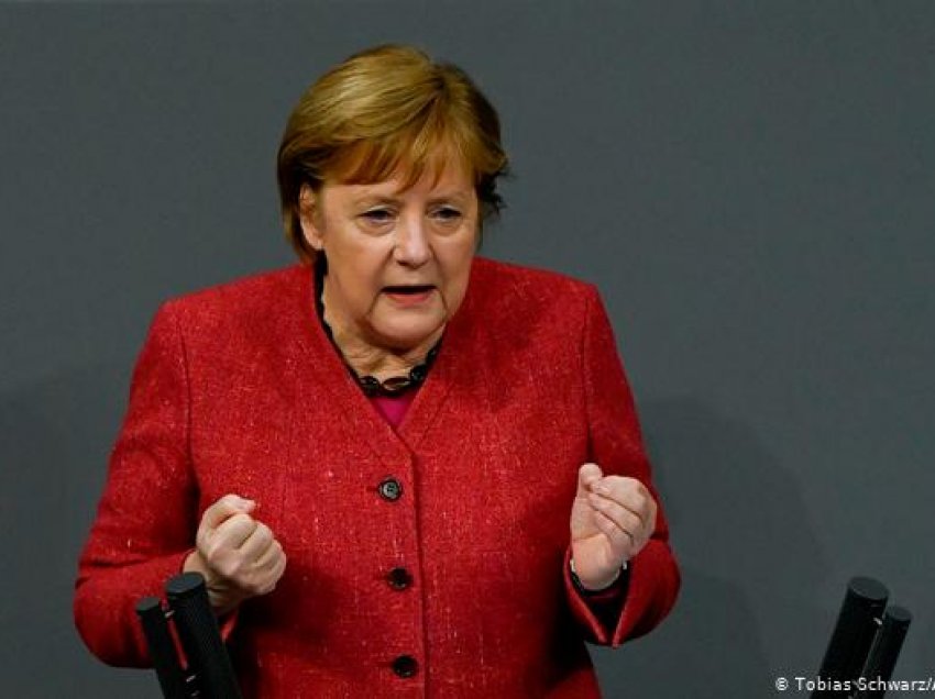 Kancelarja gjermane Angela Merkel kërkon mbyllje më të fortë 