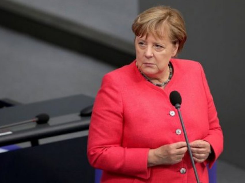 Angela Merkel flet për jetën private, thotë se burri i saj merret me larjen e rrobave